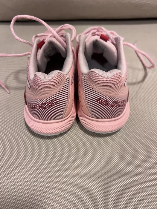 жіночі волейбольні кросівки Asics Gel-Tactic US8, Euro 39,5