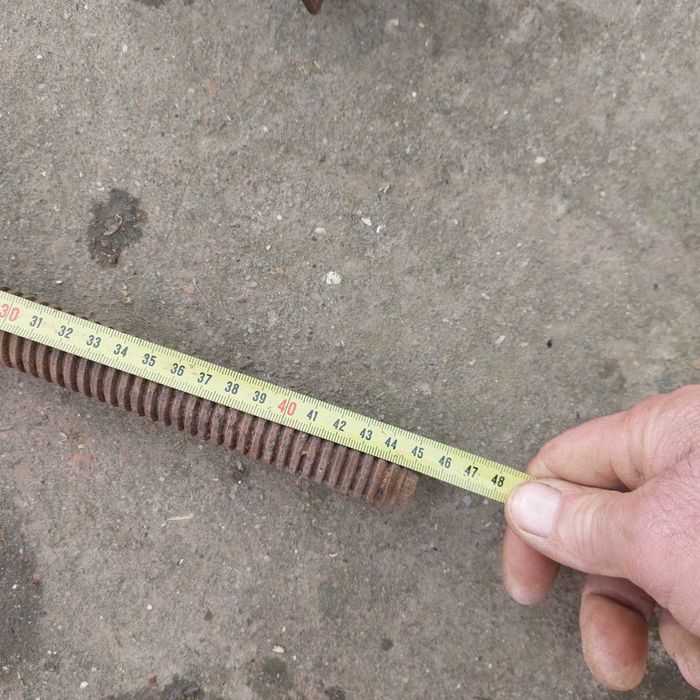 Продаються  різьби для преса