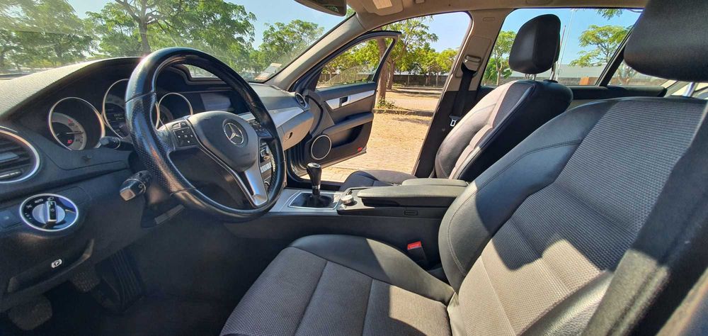 Mercedes-Benz C250 CDI Station Avantgarde (204cv) – 2011 – Manual – Sem Acidentes – Distribuição trocada – 8.000 €