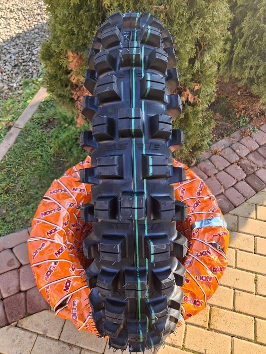 Мото шина эндуро 120/90-18 G-Lion (две зеленые полосы)