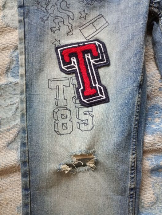 Tommy Hilfiger oryginalne spodnie jeansowe dla chłopca