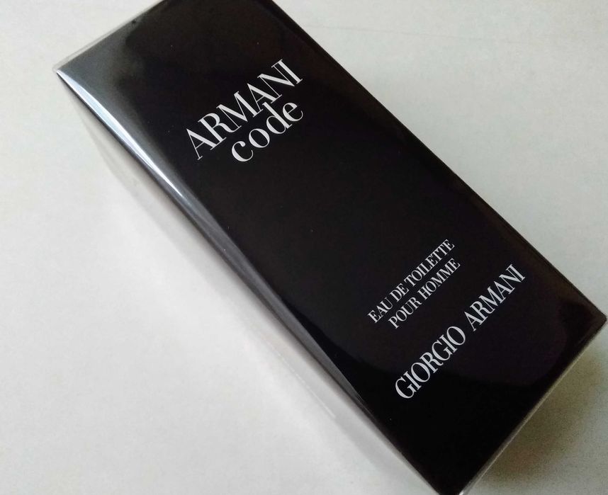 Armani подарунки для чоловіків