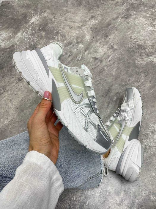 Кросівки Nike V2K Runtekk "White Metallic"premium