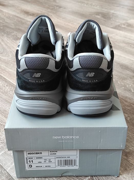 Кросівки New Balance M990BK6