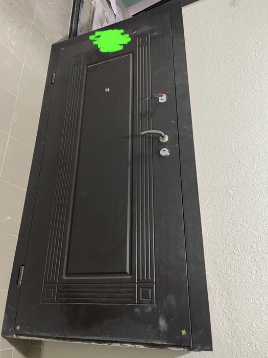 Вхідні двері в квартру