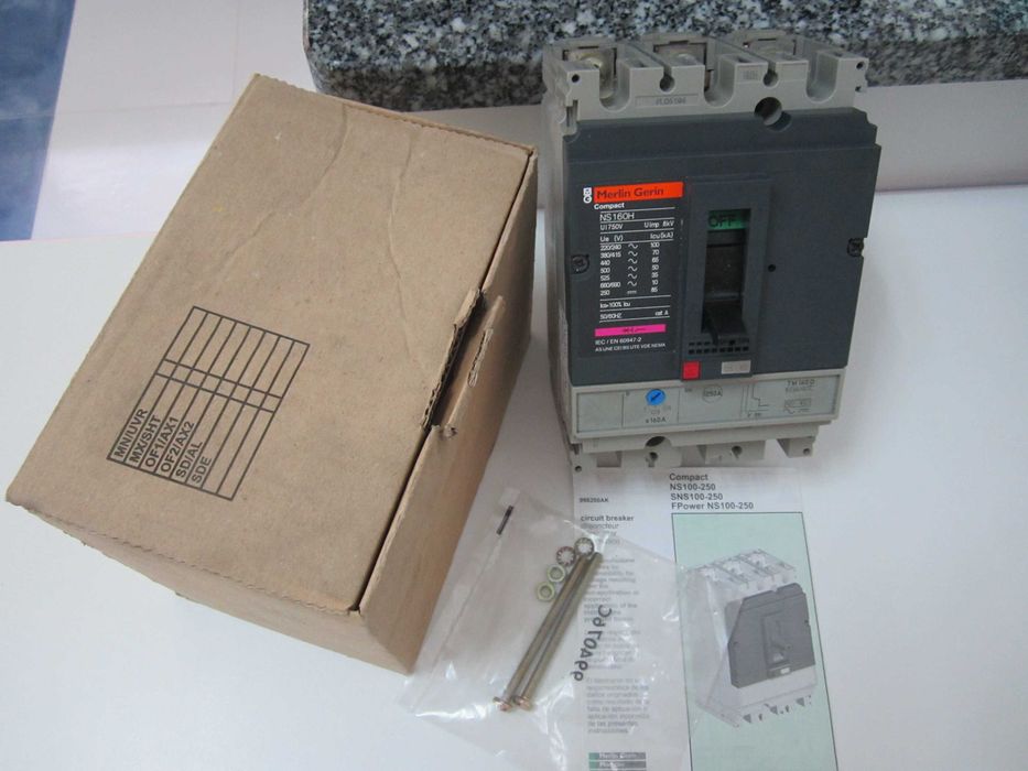 Disjuntores Material Elétrico