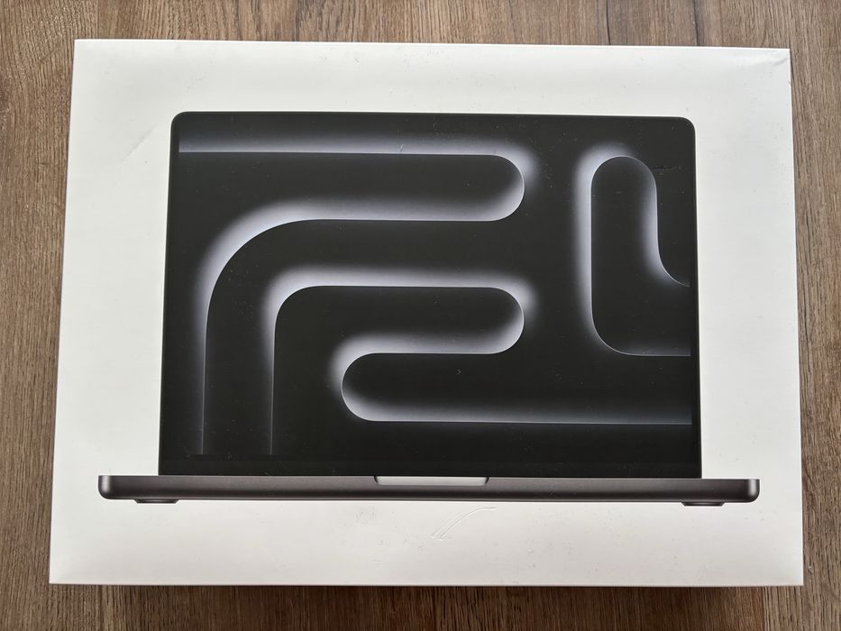 Nowy Macbook Pro