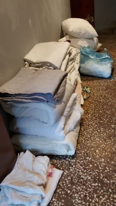 Likwidacja hostelu do sprzedania , komplety pościeli