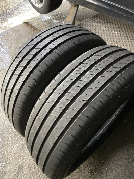Pneus 225/55/18 Goodyear EfficientGrip Performance 2 SUV