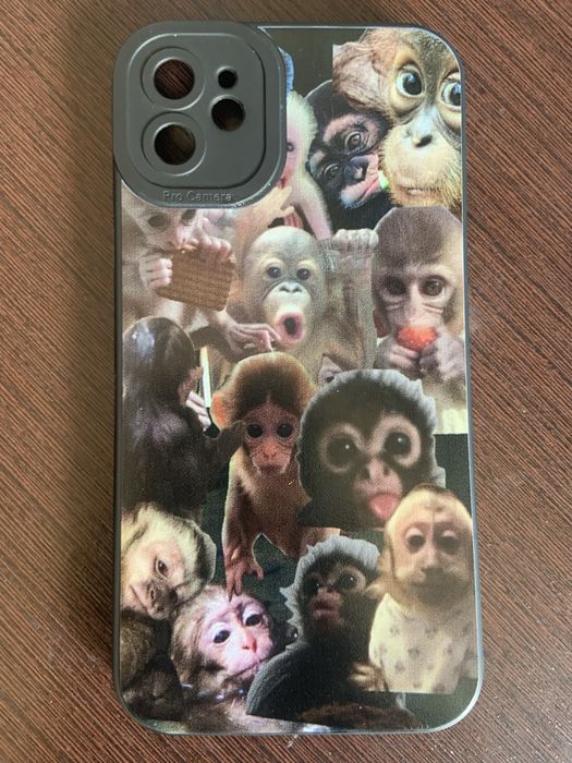 Продам чехол на Iphone 11 новый (распакованый)