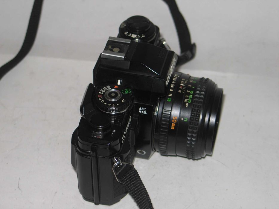 Minolta X-700 + ob. Minolta 50/1,4