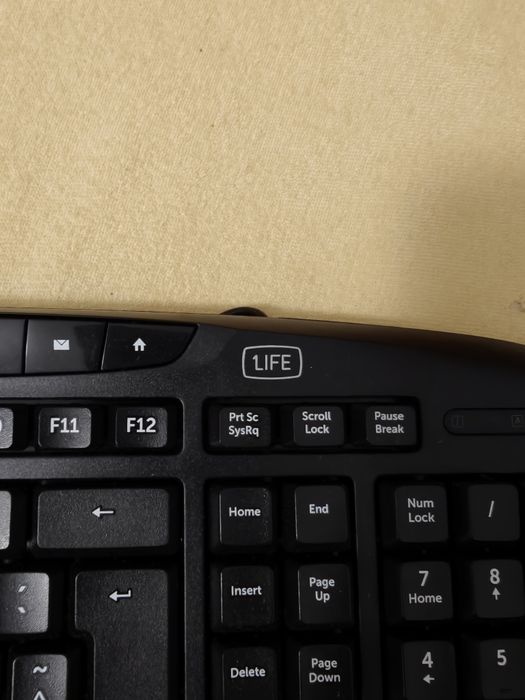 Teclado c/ fios LG