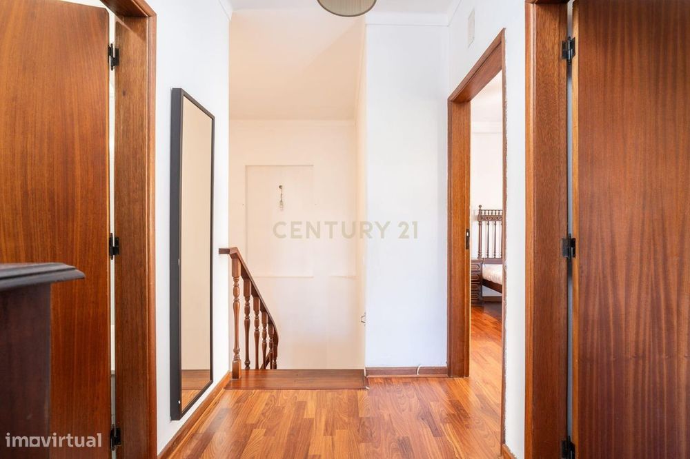 T3 Duplex com 2 Terraços, na Av. Elísio de Moura, em Coimbra