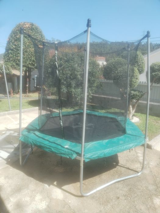 Trampolim  impermeável