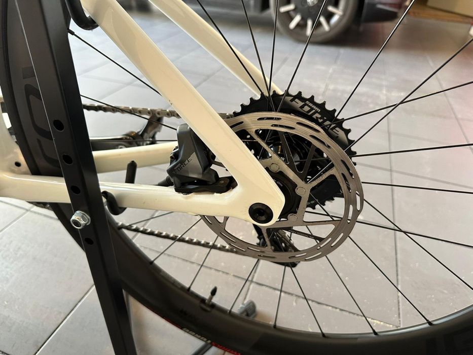 Bike Specialized Tarmac Pro Sram Force Etap AXS 1X Tam 52