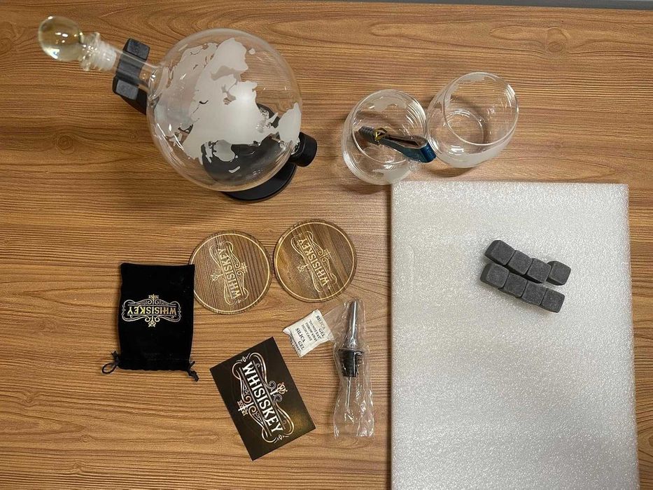 Zestaw do Whisky Szklanki Kamienie Pudełko Karafka Na Prezent + GRATIS