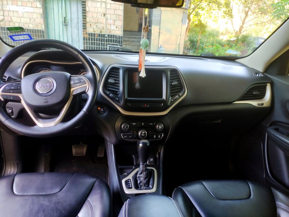 jeep Cherokee kl 2015 2.4
