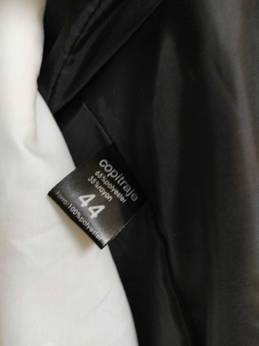 Traje académico masculino