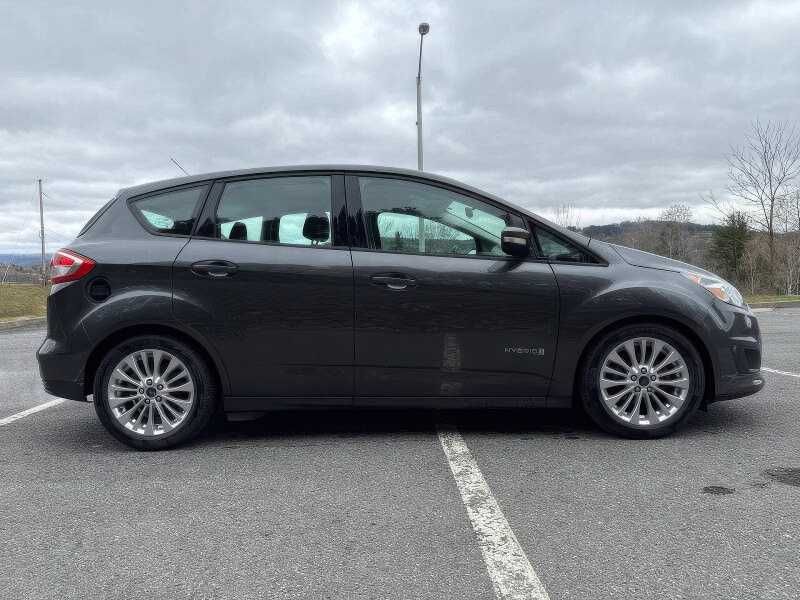2017 Ford C-MAX Hybrid SE