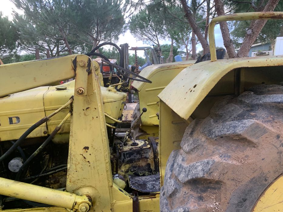 Pa carregadora Ford Mafra