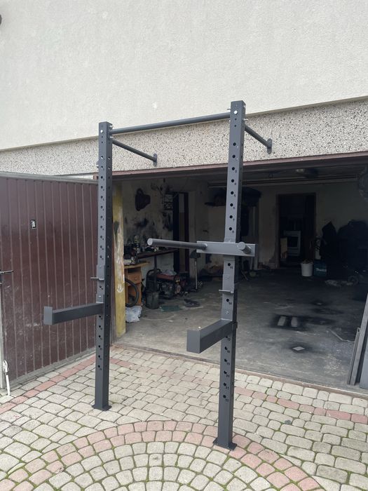 Half Rack Wall Rack 80x80 + Asekuracja + Haki + Stacja Dip + Drążek