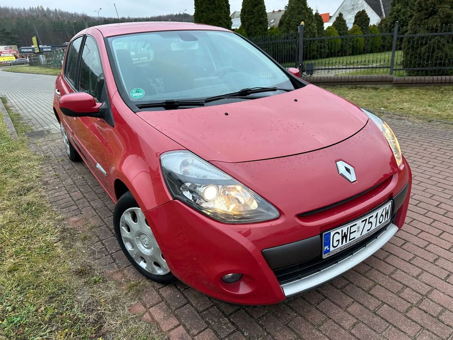 Renault Clio Nawigacja, po liftingu, klimatronik, mocna benzyna,isofix, opony wiel.