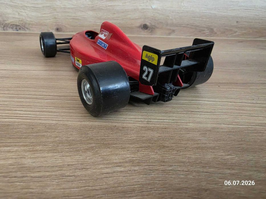 Bburago 1/24 - F1 Ferrari 641/2 model bolidu