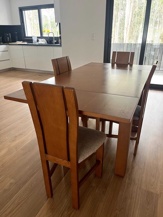 Mesa Jantar Extensível com 4 Cadeiras