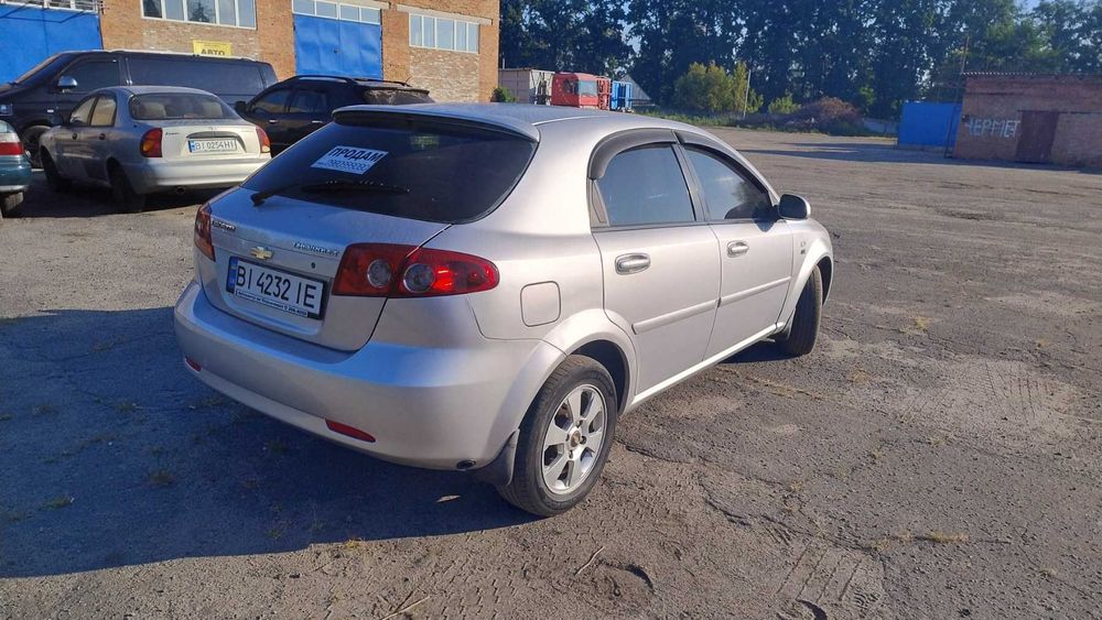 Продам Chevrolet Lacetti 2010