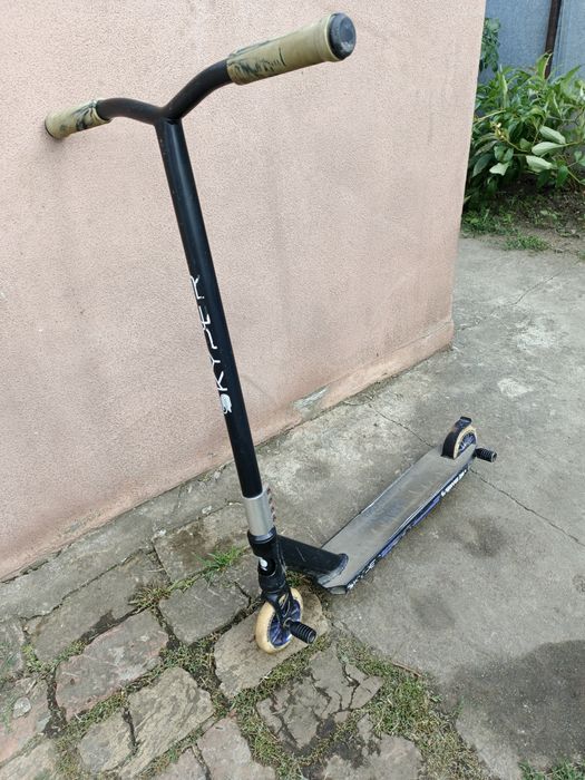 Продам трюковой самокат