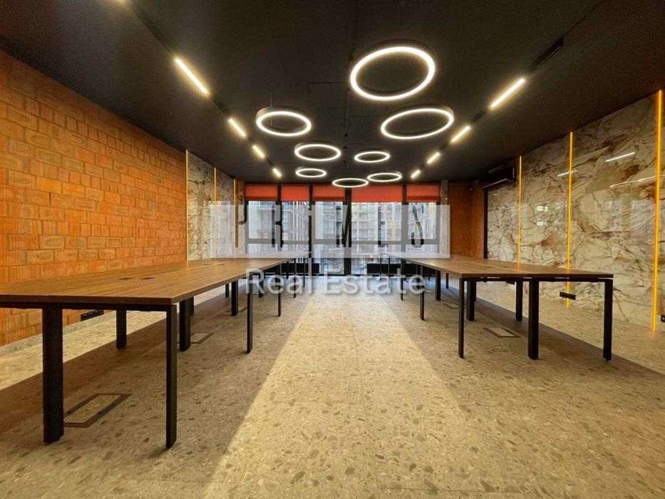 Аренда офиса 300м2, ЖК Французский квартал 2, ул. Джона Маккейна, 1