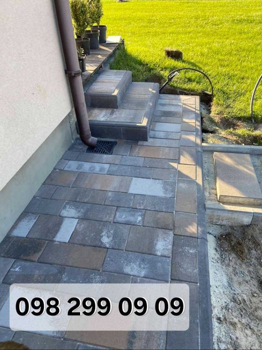 Укладка тротуарной плитки, виконуємо всі супутні роботи