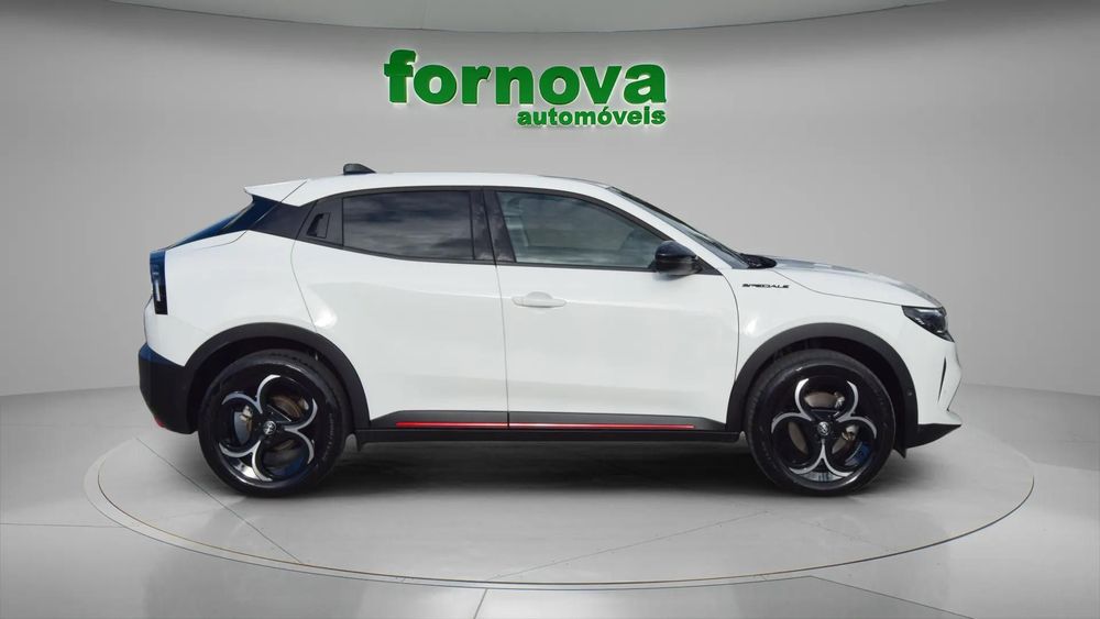 Alfa Romeo Junior 1.2 Sport Speciale eDCT6