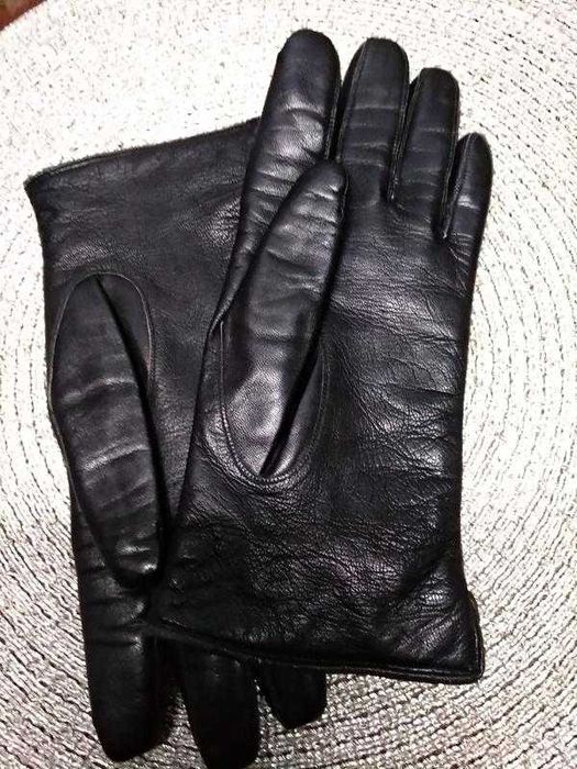 Перчатки кожанные, р.7 и 1/4, из Германии. Новые.