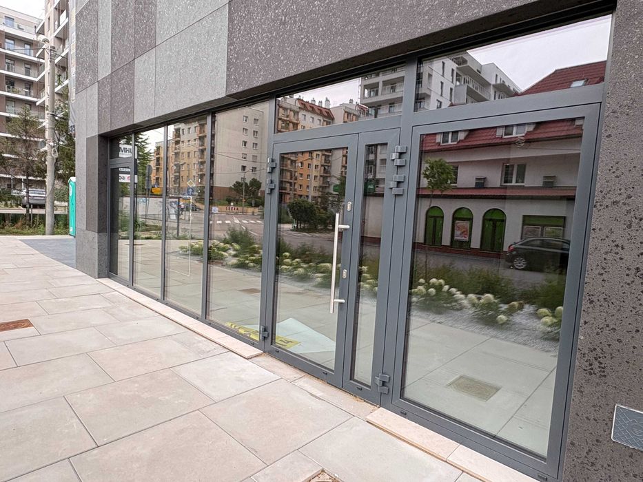 LOKAL USŁUGOWY premium  -KATOWICE -os 3 stawy -76M -parter, witryny