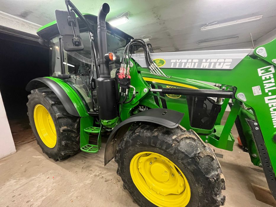 Sprzedam ciągnik john deere 5090M