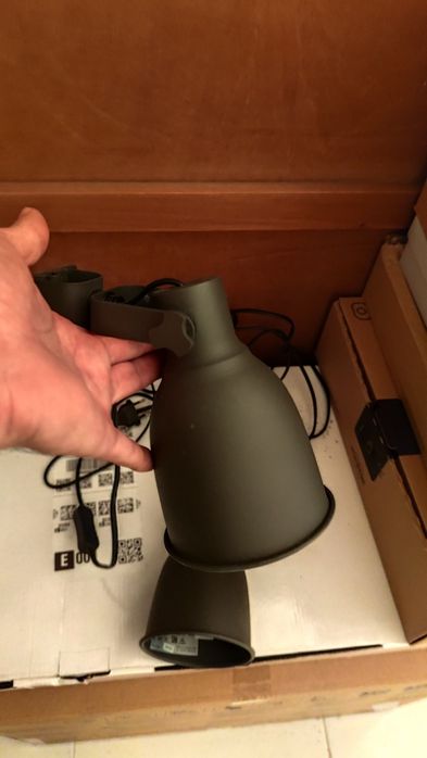Projector parede cinza - IKEA