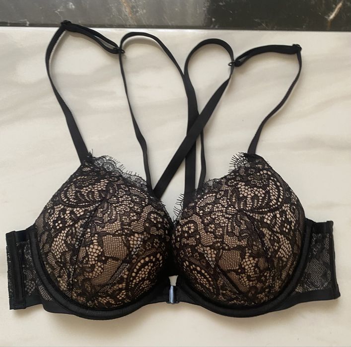 Victoria’s Secret бюстгалтер.