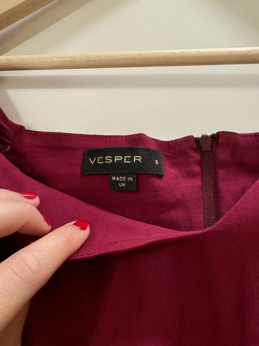 Bordowa sukienka mini bodycon Vesper