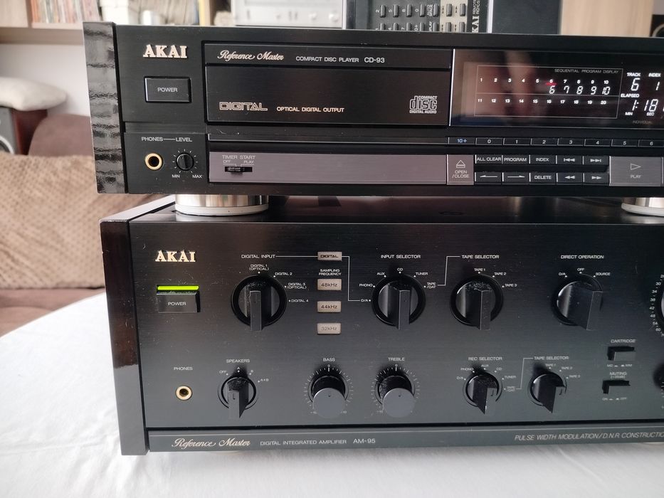 Wzmacniacz Akai AM-95