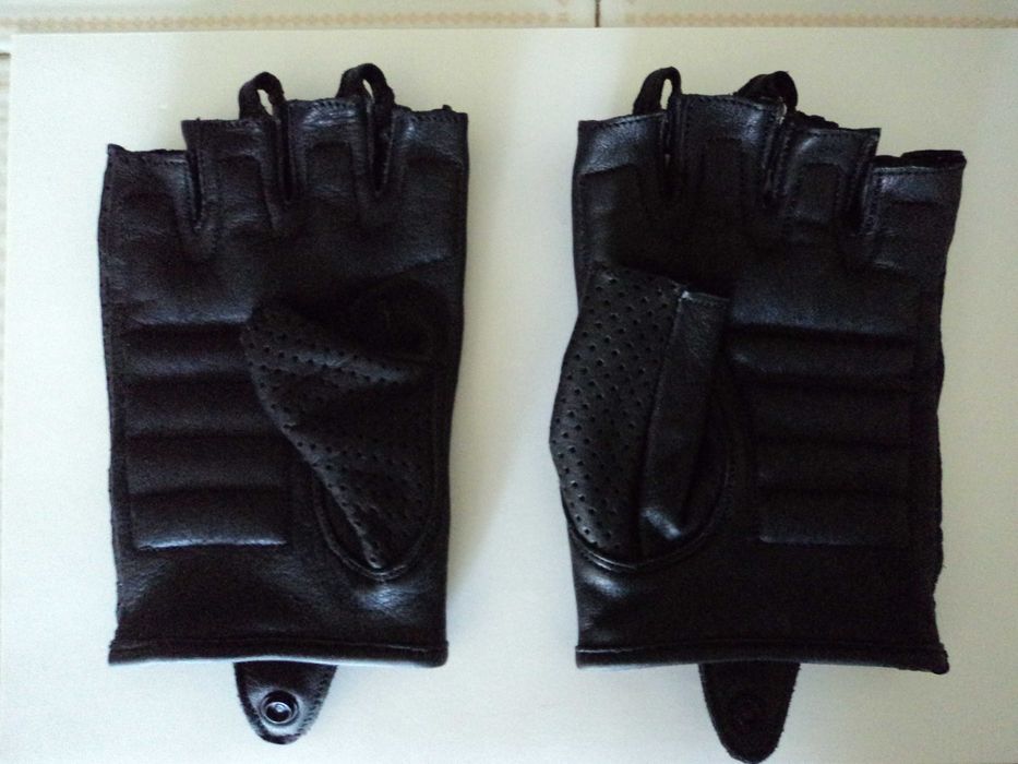 LUVAS " M " Pele muito confortáveis estado NOVO