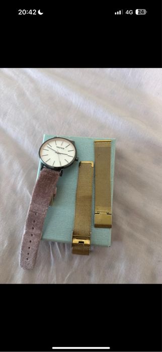 relogio watch com duas braceletes