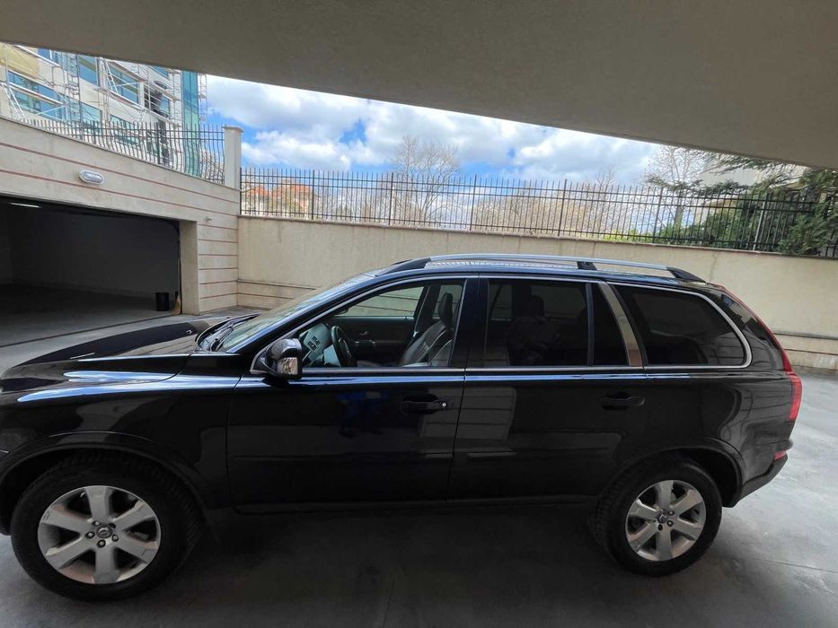 Volvo XC90 2010 рік 2,4 дизель автомат гарна