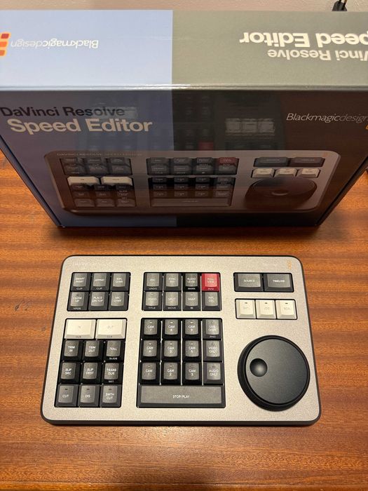 Blackmagic DaVinci Resolve Speed Editor