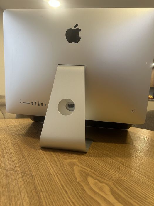 Apple iMac 21,5 Late 2015 A1418 – Para Peças/Reparação + Caixa Original