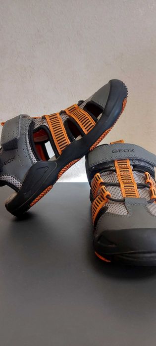 Кросівки-босоніжки Geox 35 розмір на довжину стопи до 22,5 см
