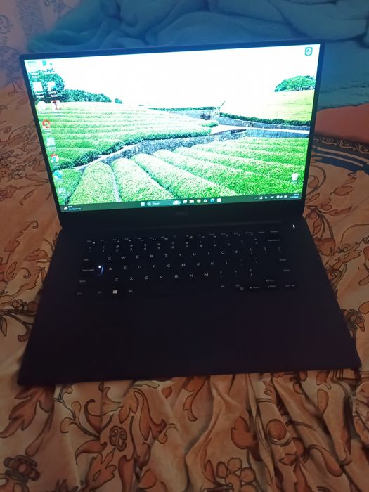 Продам ноутбук DEL PRECISION 5510 15.6"i7-6820 HQ,Hvidia 2GB,16GB