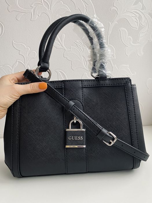 Кроссбоди сумка рюкзак  Guess