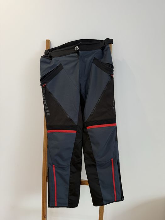 Conjunto Mota dainese tempest 3 d-dry