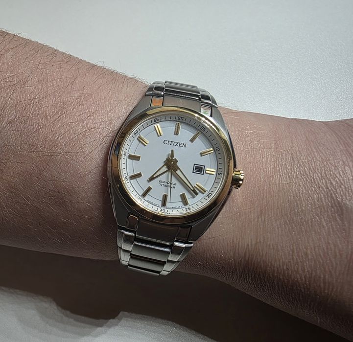Zegarek damski Citizen Super Titanium Eco-Drive ew2214-52a